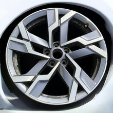 Laden Sie das Bild in den Galerie-Viewer, 1x Alufelge 19 Zoll 8.0&quot; 5x112 45ET 57A601025AE Skoda Karoq Rim Wheel