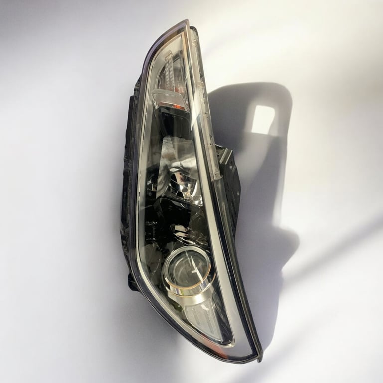 Frontscheinwerfer Hyundai I30 Links Scheinwerfer Headlight SCH2717613343mw