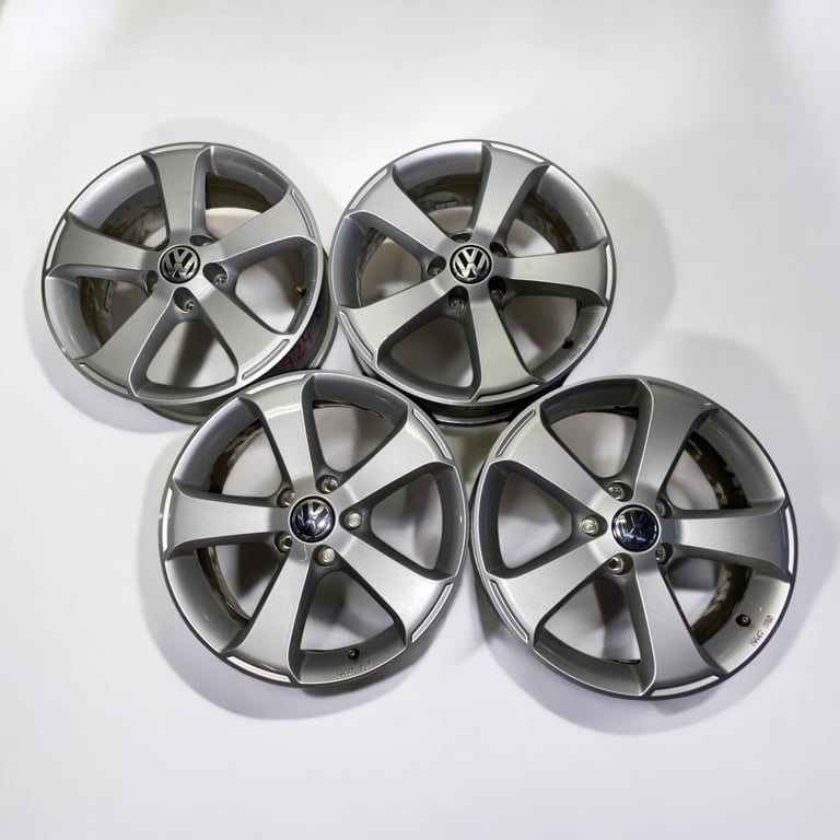 4x Alufelge 17 Zoll 6.5" 5x112 39ET Glanz Silber 1K8071497 VW Scirocco Rim Wheel FEL7071217352ai