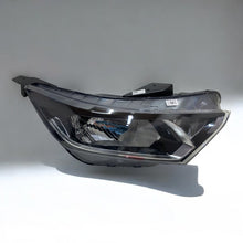 Laden Sie das Bild in den Galerie-Viewer, Frontscheinwerfer Hyundai I20 III 92102-Q0050 Rechts Scheinwerfer Headlight