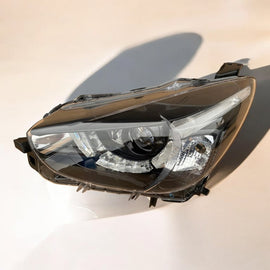 Frontscheinwerfer Mazda II D09K-51040 LED Links Scheinwerfer Headlight SCH2339237316ai