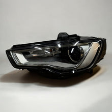 Laden Sie das Bild in den Galerie-Viewer, Frontscheinwerfer Audi A3 8V0941005C Xenon Links Scheinwerfer Headlight