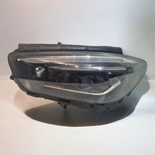 Laden Sie das Bild in den Galerie-Viewer, Frontscheinwerfer Mercedes-Benz W247 A2479060505 LED Links Headlight