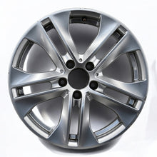 Load image into Gallery viewer, 1x Alufelge 17 Zoll 7.5&quot; 5x112 47ET Glanz Silber A2044017502 Mercedes-Benz W204