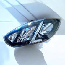 Laden Sie das Bild in den Galerie-Viewer, Frontscheinwerfer Opel Movano 260107241R 260604857R LED Rechts oder Links SCH4634692865bk