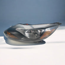 Laden Sie das Bild in den Galerie-Viewer, Frontscheinwerfer Ford Focus Links Scheinwerfer Headlight