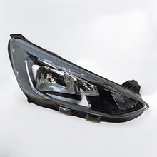 Laden Sie das Bild in den Galerie-Viewer, Frontscheinwerfer Ford Focus JX7B13W029CE Rechts Scheinwerfer Headlight