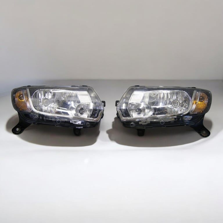 Frontscheinwerfer Dacia Sandero II 260608494R 260105344R Rechts oder Links SCH8438140415tf