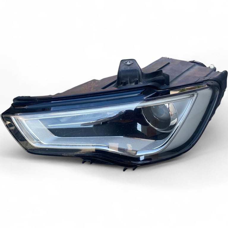 Frontscheinwerfer Audi A3 8V0941005A LED Ein Stück (Rechts oder Links) Headlight