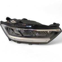 Laden Sie das Bild in den Galerie-Viewer, Frontscheinwerfer VW T-Roc Troc 2GA941006F Full LED Rechts Headlight