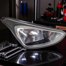 Load image into Gallery viewer, Frontscheinwerfer Hyundai I20 92102-B9300 Rechts Scheinwerfer Headlight
