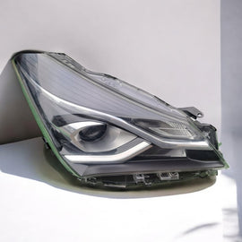 Frontscheinwerfer Toyota Yaris Rechts Scheinwerfer Headlight