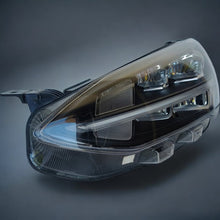 Laden Sie das Bild in den Galerie-Viewer, Frontscheinwerfer Ford Focus MX7B-13E015-EB Full LED Links Headlight SCH4826930026qo