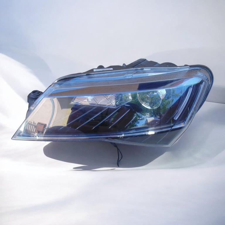 Frontscheinwerfer Skoda Superb III 3V1941015B Xenon Links Scheinwerfer Headlight