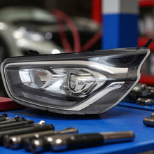 Laden Sie das Bild in den Galerie-Viewer, Frontscheinwerfer Ford Transit Custom JK21-13W030-DH LED Rechts oder Links