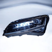 Laden Sie das Bild in den Galerie-Viewer, Frontscheinwerfer Skoda Superb III 3V1941015D LED Links Scheinwerfer Headlight
