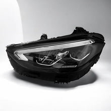 Laden Sie das Bild in den Galerie-Viewer, Frontscheinwerfer Mercedes-Benz W206 A2069060703 LED Links Headlight