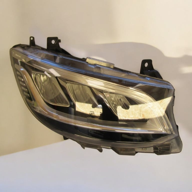 Frontscheinwerfer Mercedes-Benz Sprinter A9109067200 LED Rechts Headlight