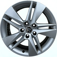 Laden Sie das Bild in den Galerie-Viewer, 1x Alufelge 17 Zoll 6.5&quot; 5x112 41ET 3V0601025BH Skoda Superb Iii Rim Wheel