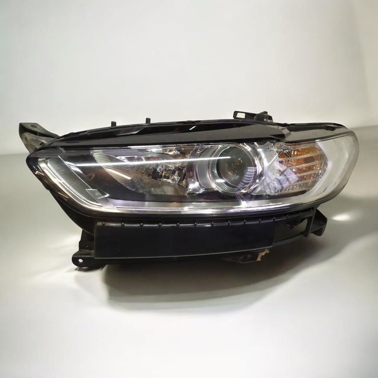 Frontscheinwerfer Ford Mondeo DS73-13W030-BE Links Scheinwerfer Headlight