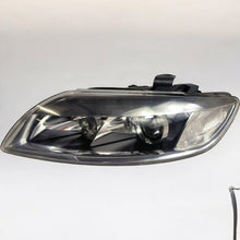 Laden Sie das Bild in den Galerie-Viewer, Frontscheinwerfer Audi Q7 4L0941003A Xenon Links Scheinwerfer Headlight