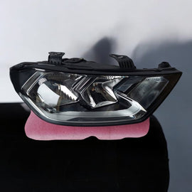 Frontscheinwerfer Audi A1 82A941004 Rechts Scheinwerfer Headlight SCH3701510447fz
