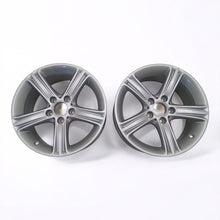 Load image into Gallery viewer, 1x Alufelge 17 Zoll 7.0" 5x120 37ET 6796242 BMW 3 F30 F31 Rim Wheel FEL5418546220gz