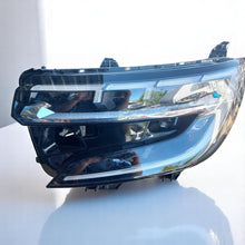Laden Sie das Bild in den Galerie-Viewer, Frontscheinwerfer Renault 260606388R LED Links Scheinwerfer Headlight
