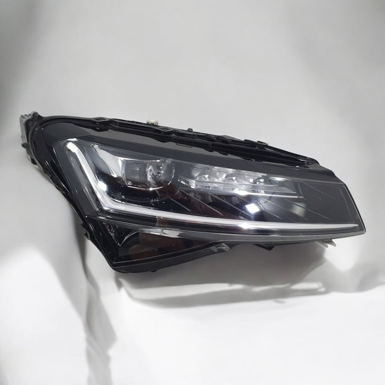 Frontscheinwerfer Skoda Superb III 3V1941016 LED Rechts Scheinwerfer Headlight