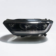 Laden Sie das Bild in den Galerie-Viewer, Frontscheinwerfer VW T-Roc 2GA941035AD Vorderseite Scheinwerfer Headlight