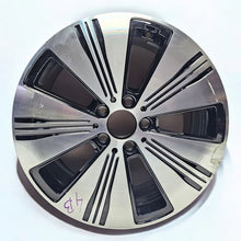 Laden Sie das Bild in den Galerie-Viewer, 1x Alufelge 18 Zoll 7.5&quot; 5x112 53 5ET A2434011300 Mercedes-Benz Eqa Eqb