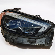 Laden Sie das Bild in den Galerie-Viewer, Frontscheinwerfer Mercedes-Benz W206 A2069061003 LED Rechts Headlight SCH5982211929kx