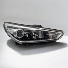 Load image into Gallery viewer, Frontscheinwerfer Hyundai I30 III 92102-G4020 Rechts Scheinwerfer Headlight