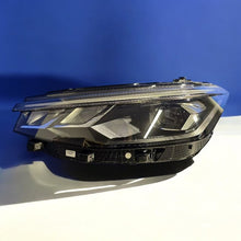 Laden Sie das Bild in den Galerie-Viewer, Frontscheinwerfer VW Passat 3J1941005 LED Links Scheinwerfer Headlight SCH1433108093ny