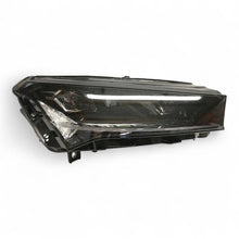 Laden Sie das Bild in den Galerie-Viewer, Frontscheinwerfer Skoda Superb 5LB941016A Rechts Scheinwerfer Headlight SCH1236492270lf