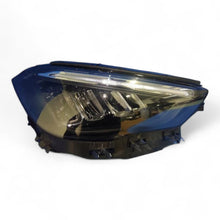 Laden Sie das Bild in den Galerie-Viewer, Frontscheinwerfer Mercedes-Benz W247 A2479063604 LED Rechts Headlight SCH3637989407iq