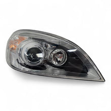 Load image into Gallery viewer, Frontscheinwerfer Volvo V60 S60 31420674 Xenon Rechts Scheinwerfer Headlight SCH1552366935pj
