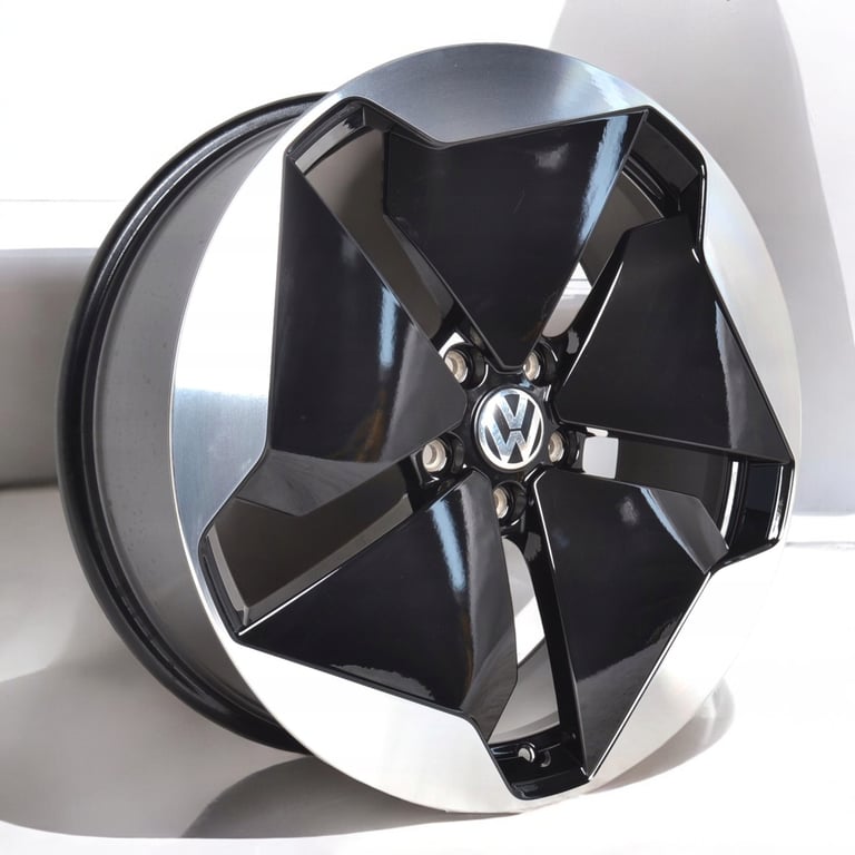 4x Alufelge 20 Zoll 7.5" 5x112 44ET Glanz Schwarz 10A601025B VW Golf Rim Wheel FEL4267598750fh