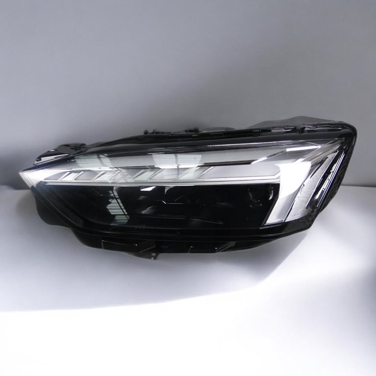 Frontscheinwerfer Audi A5 8W6941039 Ein Stück (Rechts oder Links) Headlight