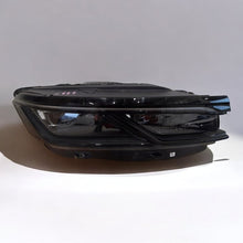 Laden Sie das Bild in den Galerie-Viewer, Frontscheinwerfer VW Touareg 761941082 Rechts Scheinwerfer Headlight SCH6594256401wz