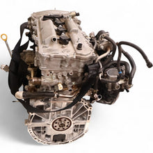 Laden Sie das Bild in den Galerie-Viewer, Motor Toyota 2AR-FXE 2.5 54TKm Benzin Engine Komplett