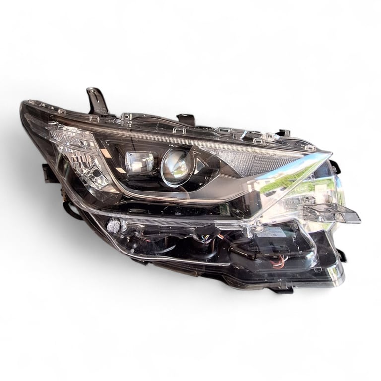 Frontscheinwerfer Toyota Auris 81110-02K60 LED Rechts Scheinwerfer Headlight