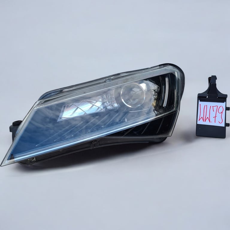 Frontscheinwerfer Skoda Superb III 3V1941015B LED Ein Stück (Rechts oder Links)