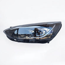 Laden Sie das Bild in den Galerie-Viewer, Frontscheinwerfer Ford Focus JX7B-13E017-AH LED Links Scheinwerfer Headlight