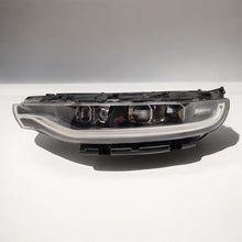 Laden Sie das Bild in den Galerie-Viewer, Frontscheinwerfer Kia A112039 Links Scheinwerfer Headlight