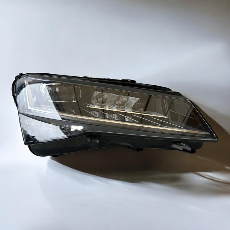 Frontscheinwerfer Skoda Superb III 3V1941016E Full LED Rechts Headlight