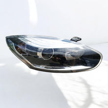 Load image into Gallery viewer, Frontscheinwerfer Renault Megane III 260100923R LED Rechts Headlight