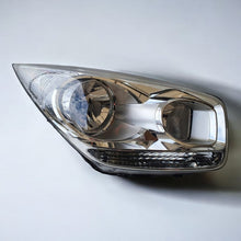 Laden Sie das Bild in den Galerie-Viewer, Frontscheinwerfer Kia Venga 92102-1P000 Rechts Scheinwerfer Headlight