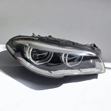 Laden Sie das Bild in den Galerie-Viewer, Frontscheinwerfer BMW 5 F10 7410726 Rechts Scheinwerfer Headlight