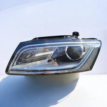 Laden Sie das Bild in den Galerie-Viewer, Frontscheinwerfer Audi Q5 8R0941753C 90030775 Xenon Links Scheinwerfer Headlight